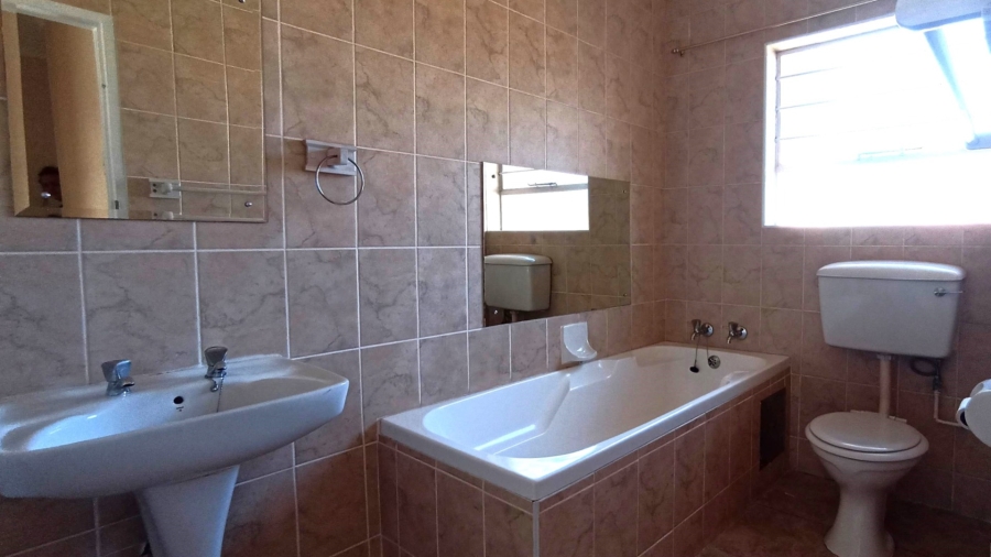 3 Bedroom Property for Sale in Vredenburg Western Cape